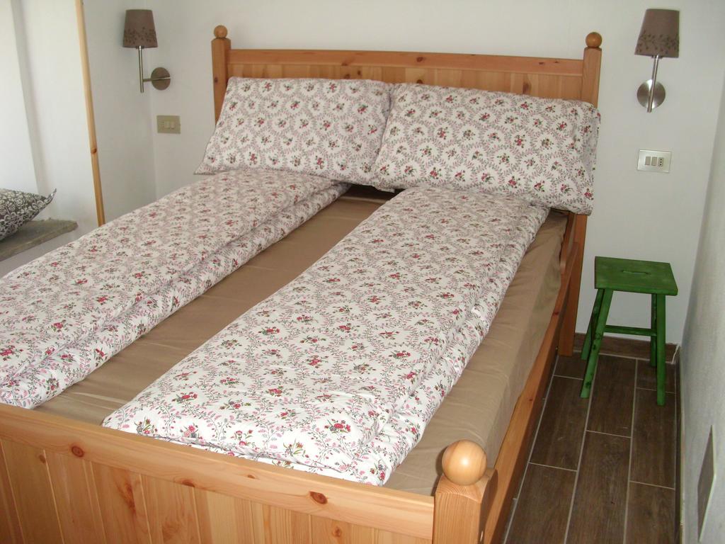 Maison Torrent Bed & Breakfast Doues Exterior foto
